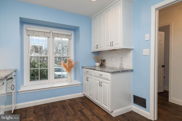 311 STONEHAM DR, Hockessin, DE 19707