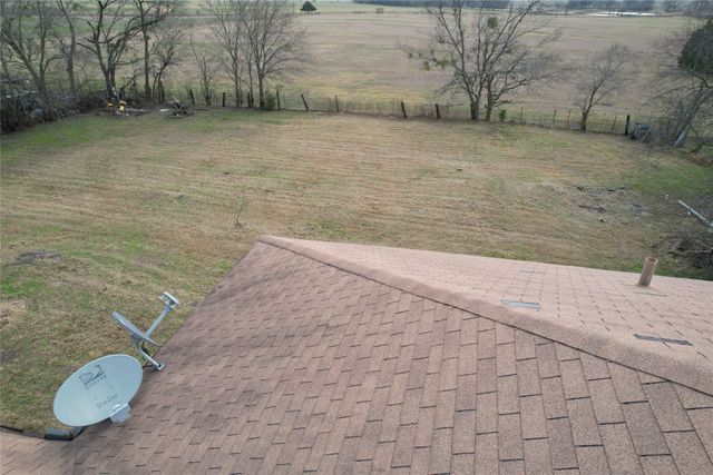 103 W 3rd Street, Barry, TX 75102