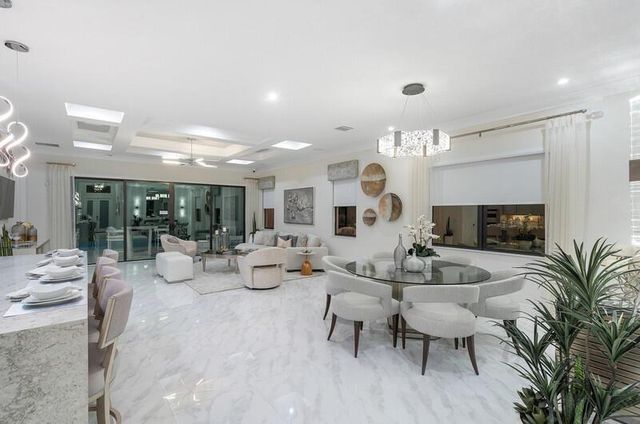 12672 Solana Bay Circle, Palm Beach Gardens, FL 33412