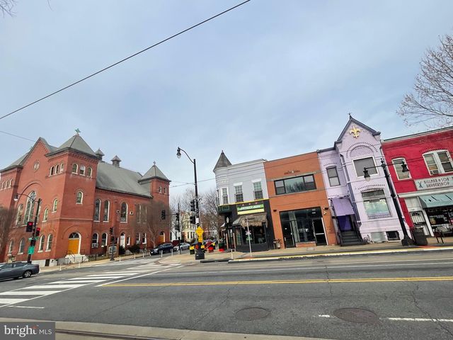 1102 H ST NE, Washington, DC 20002