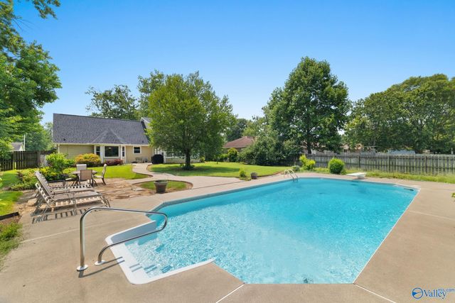 1101 Teenajo Drive, Huntsville, AL 35803
