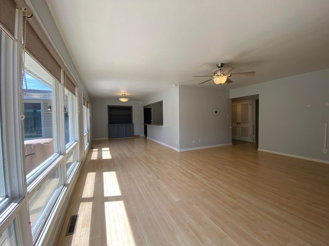 8143 Howard Avenue, Munster, IN 46321