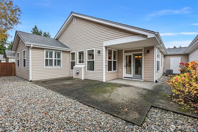 6910 38th Street Ct W, University Place, WA 98466