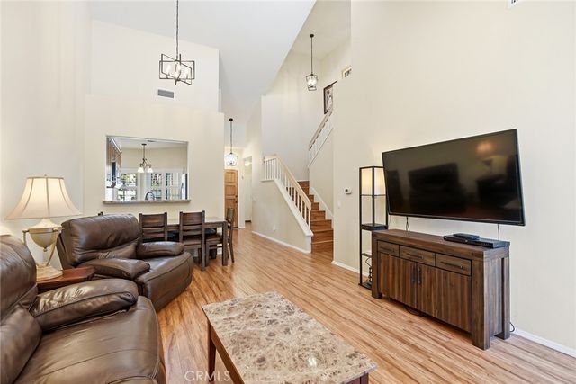 349 Scanno Drive, Oak Park, CA 91377