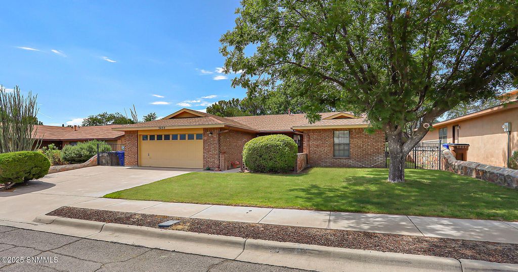 3435 Elkridge Lane, Las Cruces, NM 88005