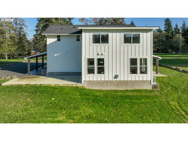 101 Sw JUNIPER Ave, Warrenton, OR 97146