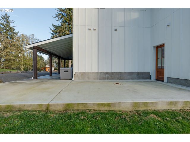 101 Sw JUNIPER Ave, Warrenton, OR 97146