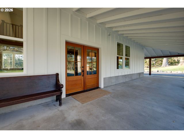 101 Sw JUNIPER Ave, Warrenton, OR 97146