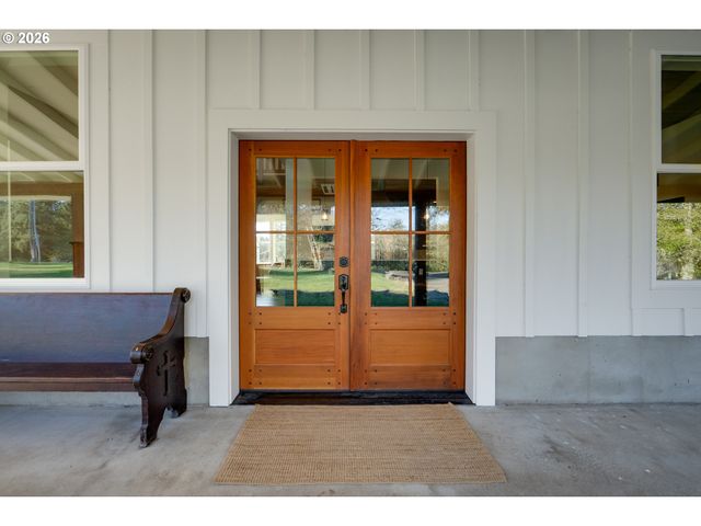 101 Sw JUNIPER Ave, Warrenton, OR 97146