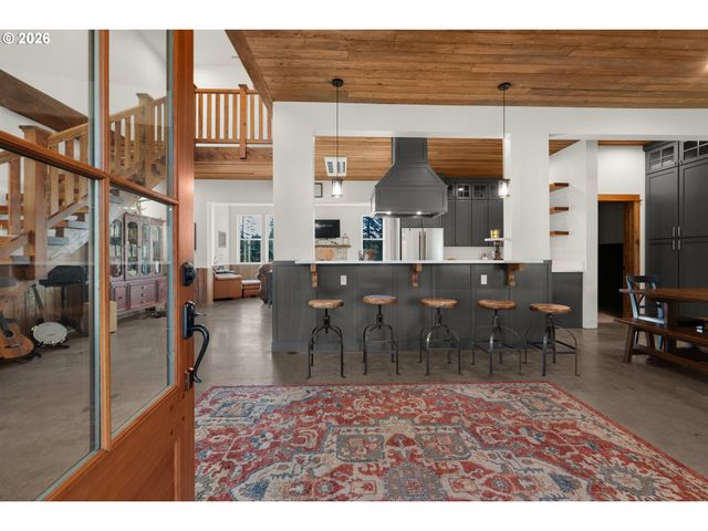 101 Sw JUNIPER Ave, Warrenton, OR 97146