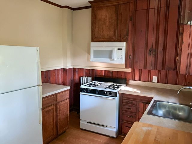 11-15 Perry St, North Adams, MA 01247