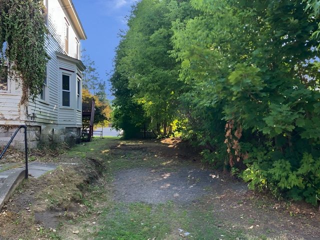 11-15 Perry St, North Adams, MA 01247