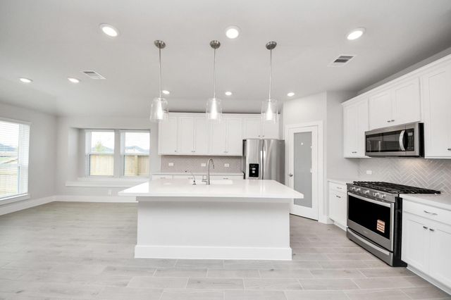 225 Orchard Laurel Drive, Alvin, TX 77511