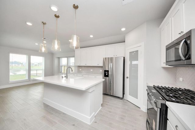 225 Orchard Laurel Drive, Alvin, TX 77511