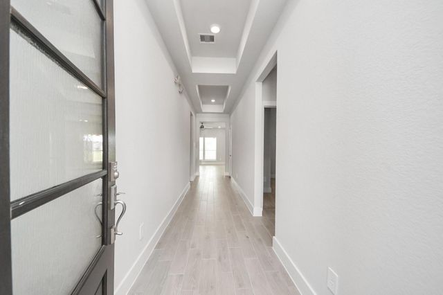 225 Orchard Laurel Drive, Alvin, TX 77511