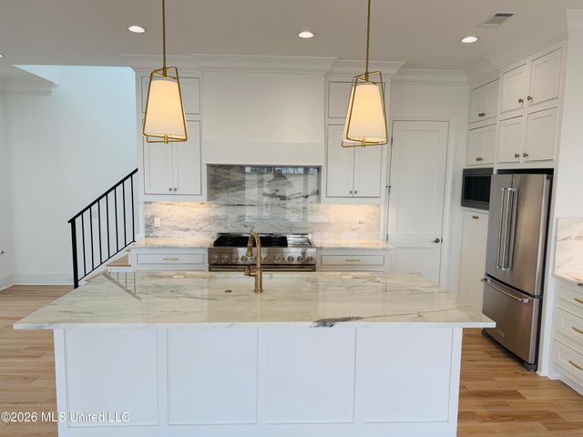 117 Commonwealth Drive, Madison, MS 39110