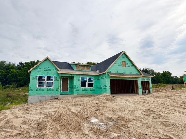 8332 Kettle Oak Drive SE, Alto, MI 49302