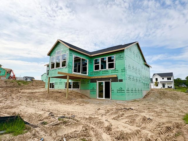 8332 Kettle Oak Drive SE, Alto, MI 49302