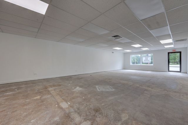 369 N WOOD DALE Road, Wood Dale, IL 60191