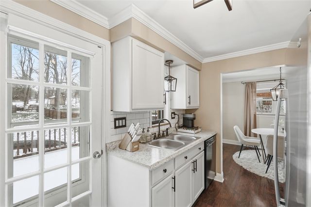 5386 Pennsylvania S, Bethel Park, PA 15102