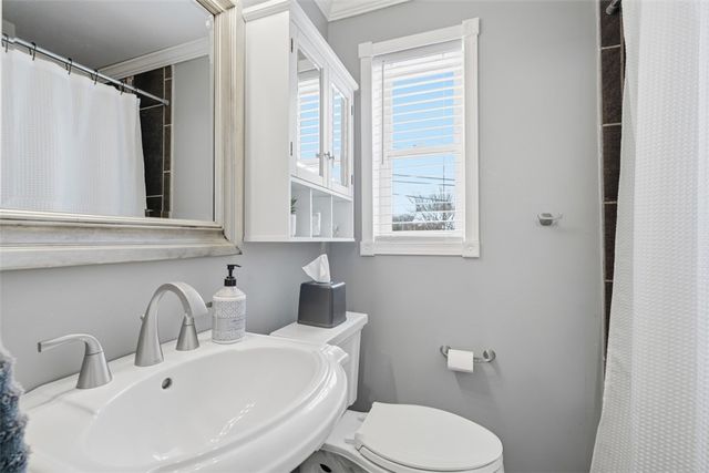 5386 Pennsylvania S, Bethel Park, PA 15102