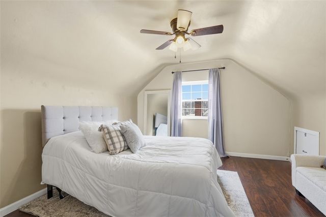 5386 Pennsylvania S, Bethel Park, PA 15102