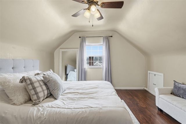 5386 Pennsylvania S, Bethel Park, PA 15102