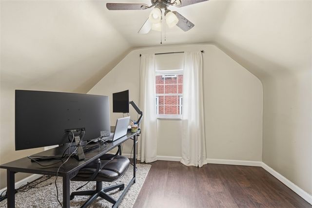 5386 Pennsylvania S, Bethel Park, PA 15102