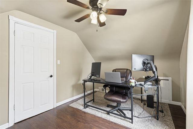 5386 Pennsylvania S, Bethel Park, PA 15102