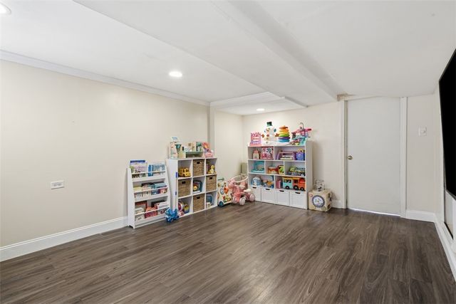 5386 Pennsylvania S, Bethel Park, PA 15102