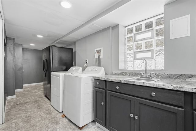 5386 Pennsylvania S, Bethel Park, PA 15102