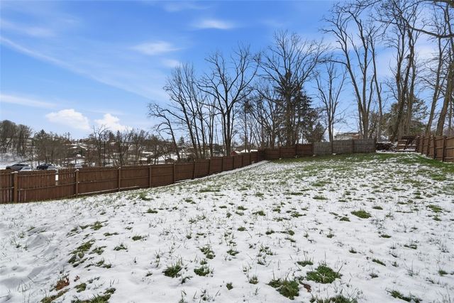 5386 Pennsylvania S, Bethel Park, PA 15102