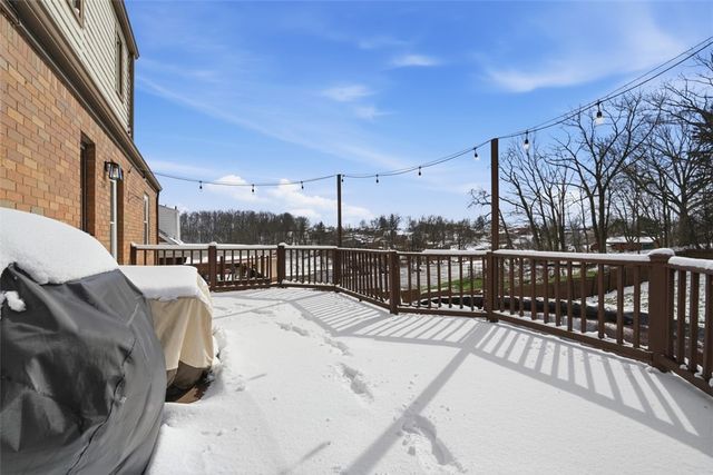 5386 Pennsylvania S, Bethel Park, PA 15102