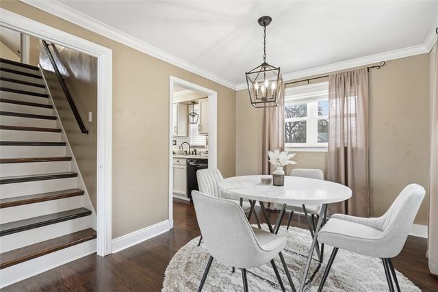 5386 Pennsylvania S, Bethel Park, PA 15102