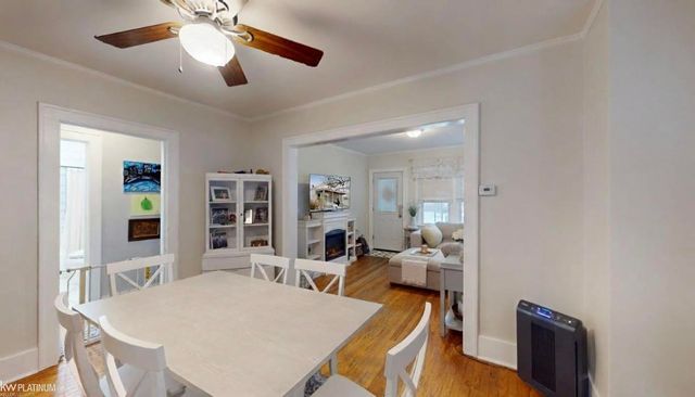 298 Broadacre Avenue, Clawson, MI 48017