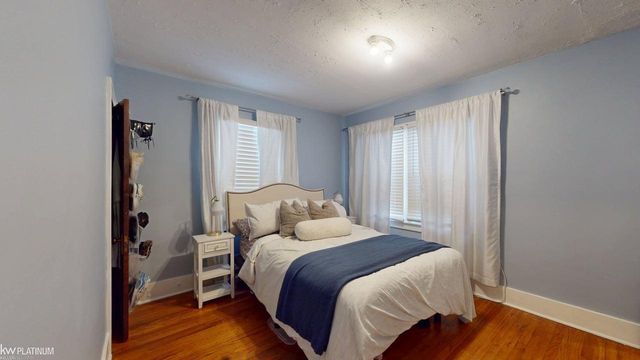 298 Broadacre Avenue, Clawson, MI 48017