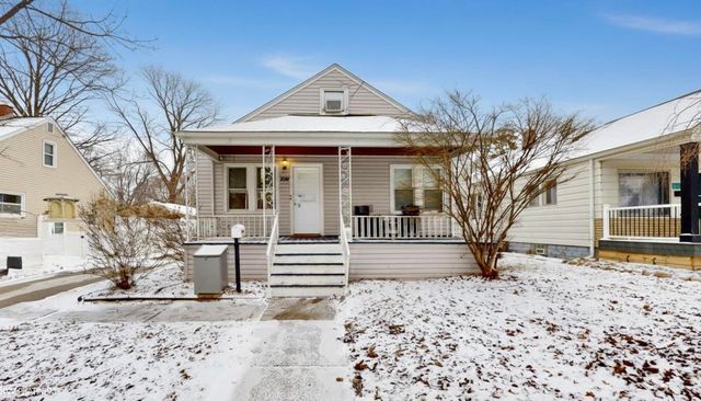 298 Broadacre Avenue, Clawson, MI 48017