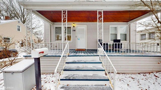 298 Broadacre Avenue, Clawson, MI 48017