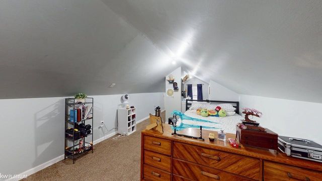 298 Broadacre Avenue, Clawson, MI 48017