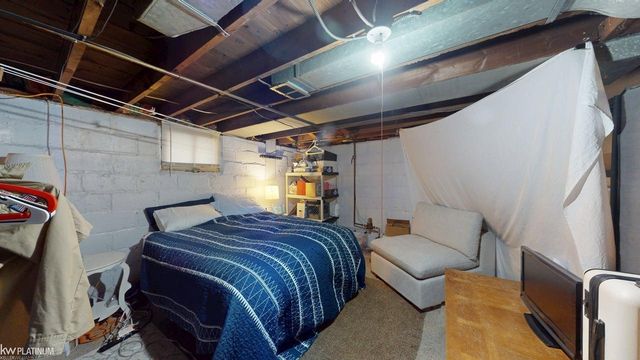 298 Broadacre Avenue, Clawson, MI 48017