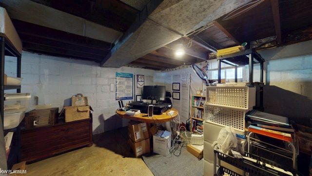 298 Broadacre Avenue, Clawson, MI 48017