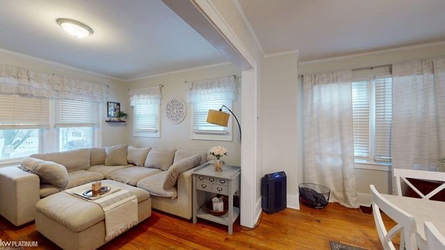 298 Broadacre Avenue, Clawson, MI 48017