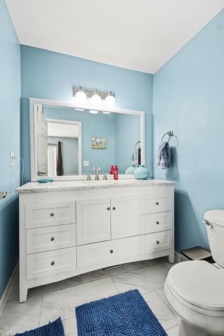 52212 Naugatuck Street, Macomb Twp, MI 48042