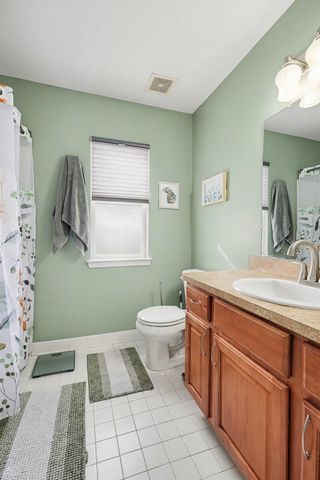 52212 Naugatuck Street, Macomb Twp, MI 48042