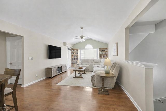 52212 Naugatuck Street, Macomb Twp, MI 48042