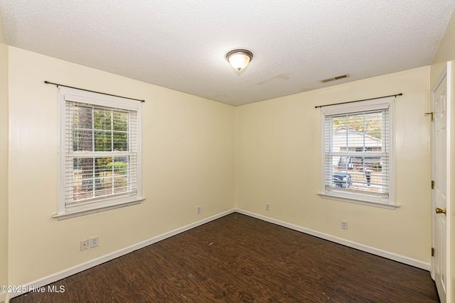 131 Cox Avenue, Jacksonville, NC 28540