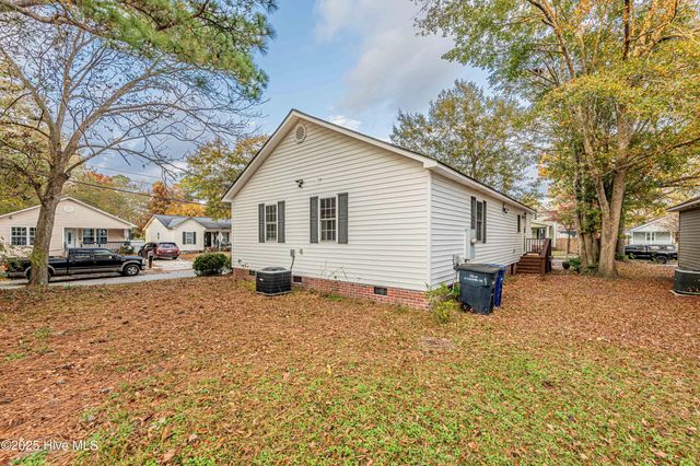 131 Cox Avenue, Jacksonville, NC 28540