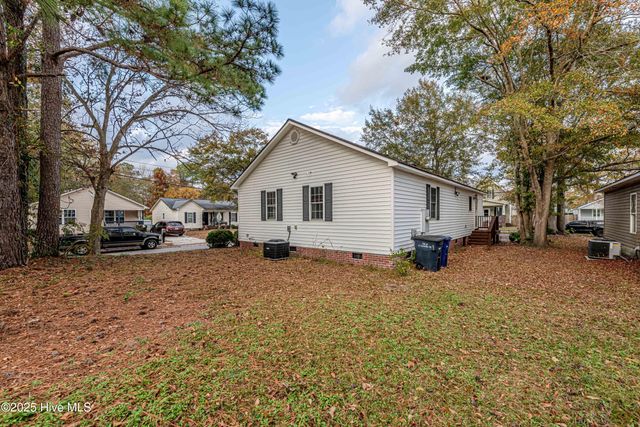 131 Cox Avenue, Jacksonville, NC 28540