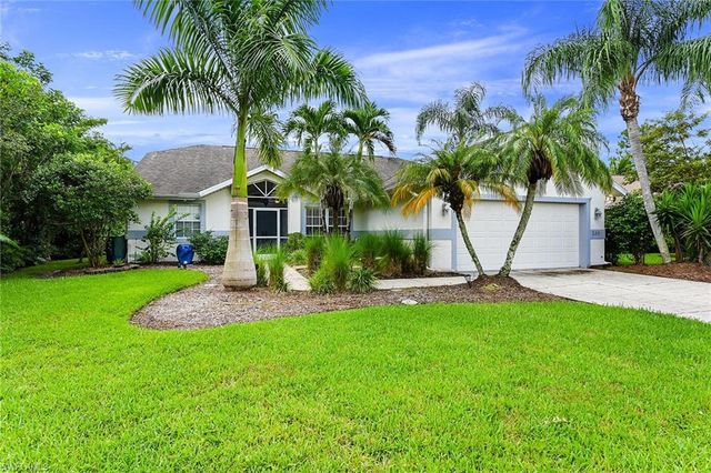 589 Lambton LN, Naples, FL 34104