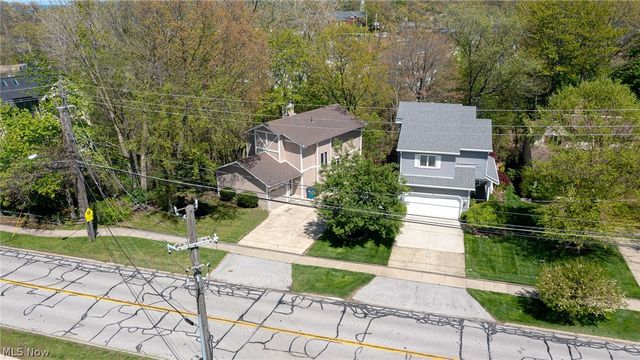 495 Cahoon Road, Bay Village, OH 44140